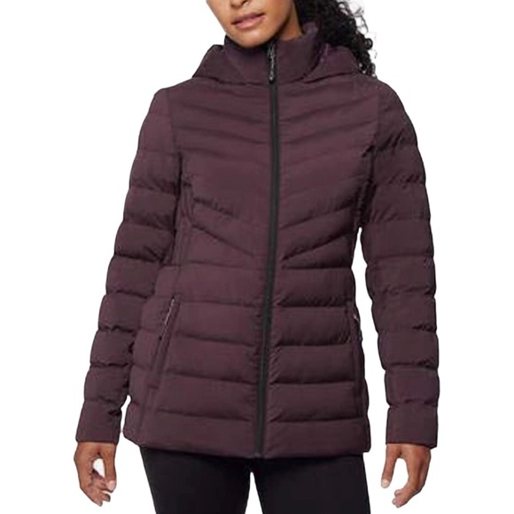 32 Degrees Hooded Stretch Puffer Jacket Zip Pockets Packable Berry Medium New - Picture 10 of 12